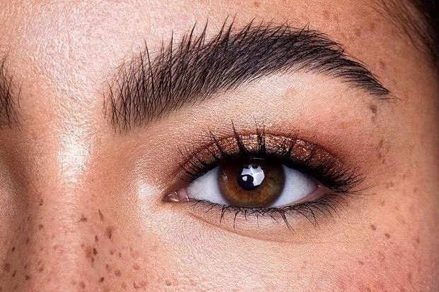 Soins sourcils : Henna Brows | House of Beauty